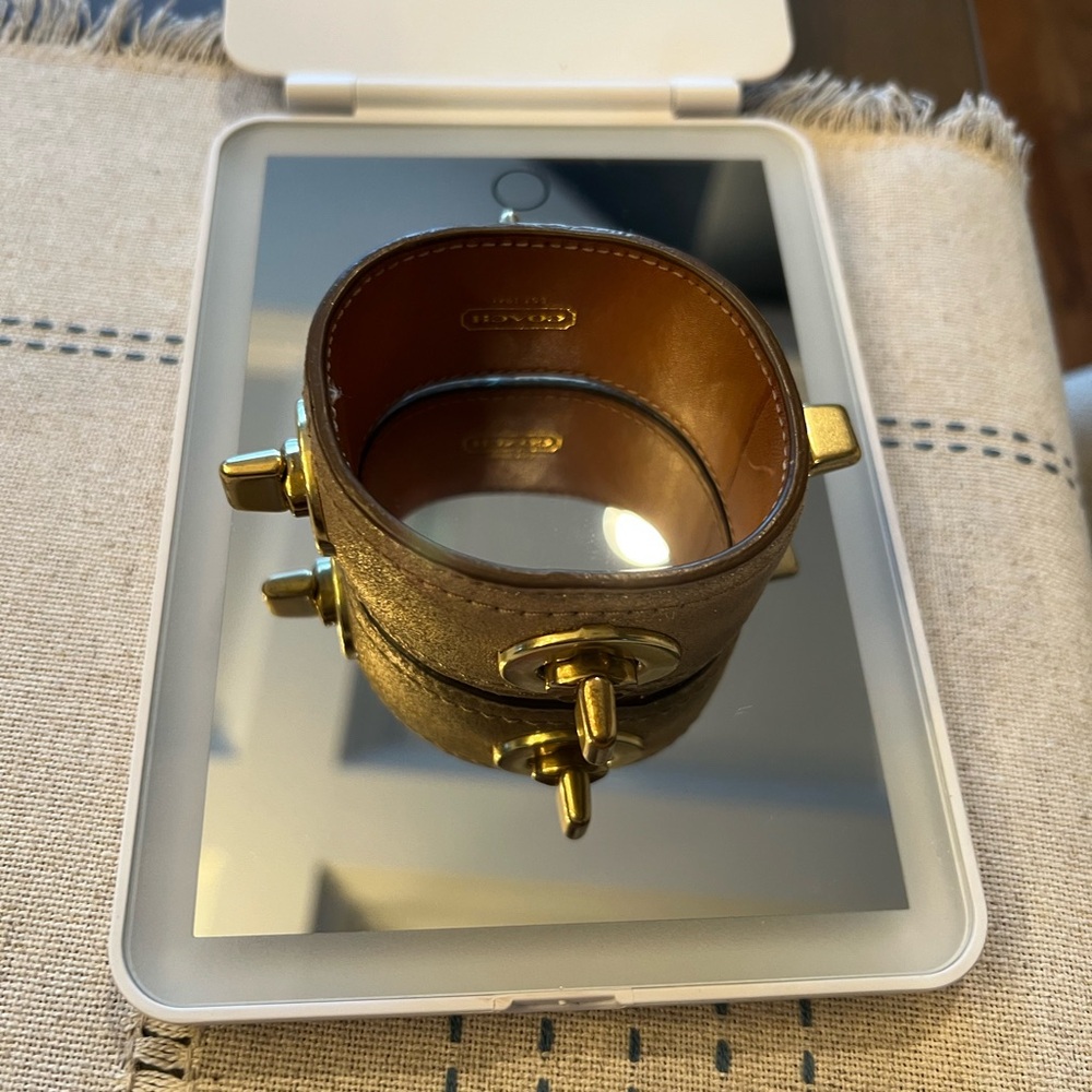 Coach Gold Metallic Turnlock Bracelet - Picture 2 of 6